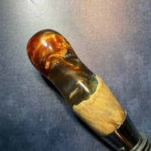 Load image into Gallery viewer, Bottle Stopper - Copper Swirls